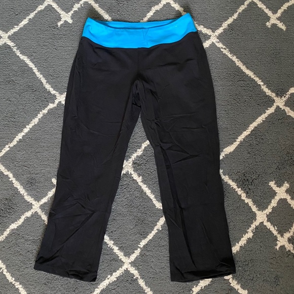 FILA Cropped Black Leggings - Picture 1 of 4